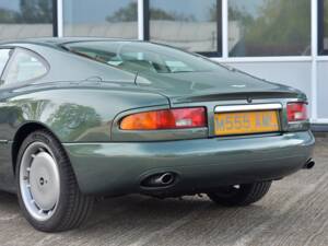 Image 13/18 of Aston Martin DB 7 (1995)