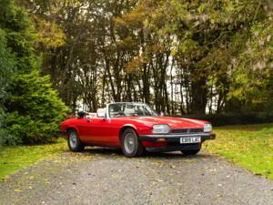 Image 22/50 de Jaguar XJS 5.3 V12 (1988)