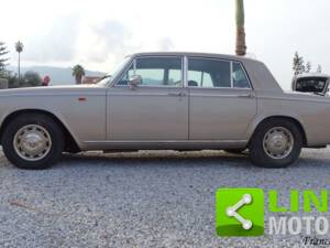 Afbeelding 2/10 van Rolls-Royce Silver Shadow II (1980)