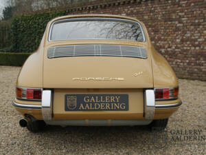 Image 24/50 of Porsche 911 2.0 (1965)
