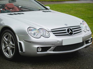 Afbeelding 8/35 van Mercedes-Benz SL 55 AMG (2004)