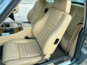 Image 9/38 de Jaguar XJ-S 3.6 (1990)