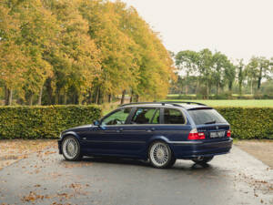 Image 2/99 de ALPINA B10 3.3 Touring (2001)