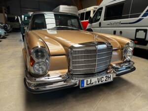 Imagen 5/26 de Mercedes-Benz 280 SE (1969)