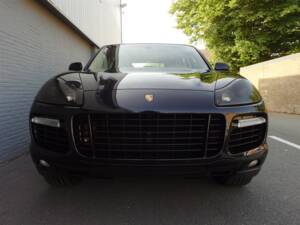 Image 7/93 of Porsche Cayenne Turbo (2007)