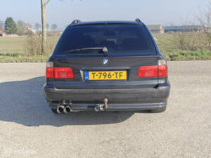 Afbeelding 10/29 van BMW 528i Touring (1999)