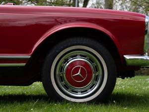 Image 5/64 of Mercedes-Benz 280 SL (1969)