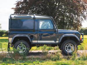 Bild 2/50 von Land Rover 90 (1988)