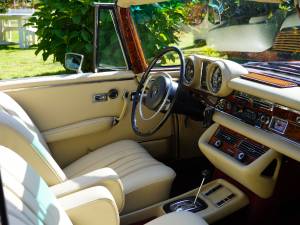 Bild 15/16 von Mercedes-Benz 280 SE 3,5 (1970)