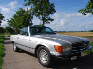 Image 10/96 of Mercedes-Benz 280 SL (1982)