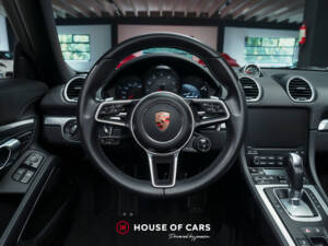 Image 16/22 of Porsche 718 Boxster S (2017)
