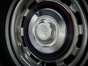 Image 35/100 de Rolls-Royce Silver Shadow II (1979)