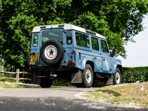 Image 26/50 of Land Rover 110 (1988)