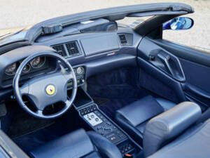 Immagine 17/50 di Ferrari F 355 Spider (2000)