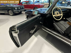 Image 14/19 de Mercedes-Benz 280 SL (1968)