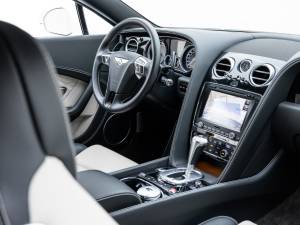 Image 10/38 de Bentley Continental GT V8 (2014)