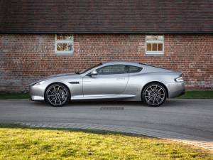 Imagen 28/50 de Aston Martin DB 9 GT &quot;Bond Edition&quot; (2015)
