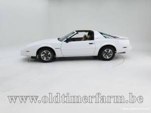 Image 7/15 of Pontiac Firebird TransAm (1990)