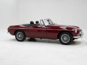 Image 3/15 de MG MGB (1974)