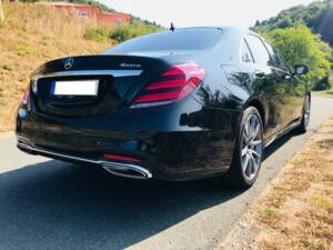 Image 8/12 of Mercedes-Benz S 560 L 4MATIC (2018)