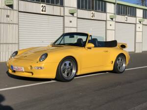 Imagen 29/31 de Porsche 911 Carrera (1994)