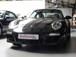 Bild 2/31 von Porsche 911 Carrera 4 GTS (2011)