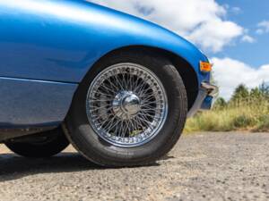 Image 15/50 of Jaguar E-Type (2+2) (1968)