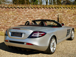 Image 33/50 of Mercedes-Benz SLR McLaren (2009)