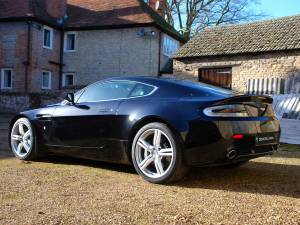 Bild 3/11 von Aston Martin V8 Vantage (2009)