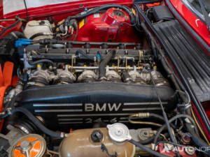 Image 24/51 of BMW M 635 CSi (1985)