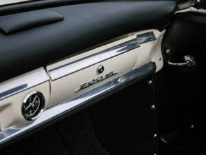 Image 22/29 de Mercedes-Benz 300 SL (1999)