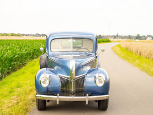 Image 18/83 de Ford V8 Modell 46 Pick Up (1940)