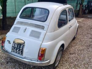 Image 6/30 of FIAT 500 F (1969)