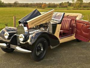 Image 31/50 de Bugatti Typ 57 C (1937)