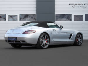 Afbeelding 3/36 van Mercedes-Benz SLS AMG Roadster (2012)