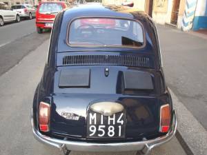 Image 12/18 of FIAT 500 L (1969)