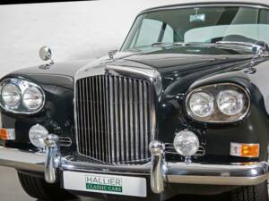 Image 6/20 of Bentley S 3 Continental (1963)