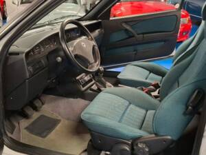 Image 6/49 of Lancia DELTA HPE 2.0 16V TURBO 3 (1997)