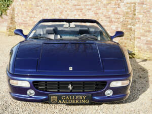 Immagine 29/50 di Ferrari F 355 Spider (2000)