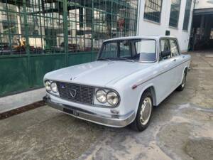 Image 4/39 of Lancia Fulvia 2C (1965)