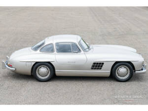 Afbeelding 14/45 van Mercedes-Benz 300 SL &quot;Flügeltürer&quot; (1989)