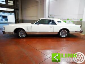 Image 3/10 of Lincoln Continental Mark V (1977)