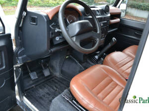 Image 17/50 of Land Rover Defender 90 TD4 (2008)