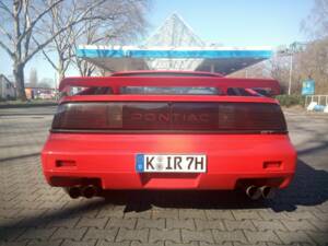 Image 48/55 of Pontiac Fiero GT (1988)