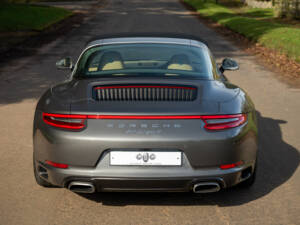 Image 18/20 of Porsche 911 Targa 4 (2017)