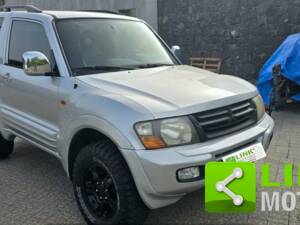 Image 3/10 of Mitsubishi Shogun (2000)