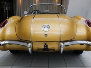 Image 5/100 of Chevrolet Corvette (1958)