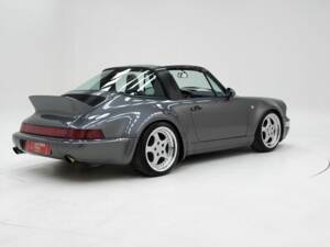 Image 2/15 of Porsche 911 Carrera 2 (1990)