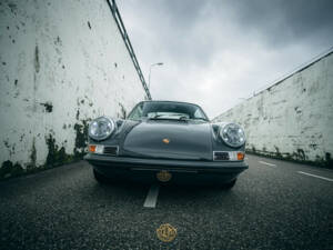 Image 6/50 de Porsche 911 2.4 E &quot;Oilflap&quot; (1972)
