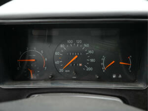 Image 13/29 of Saab 900 2.0i 16V (1993)